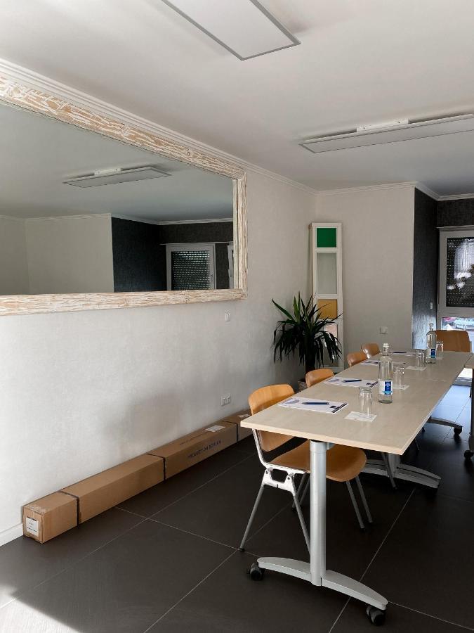 Mg-Quartier Hostel Mönchengladbach Zewnętrze zdjęcie